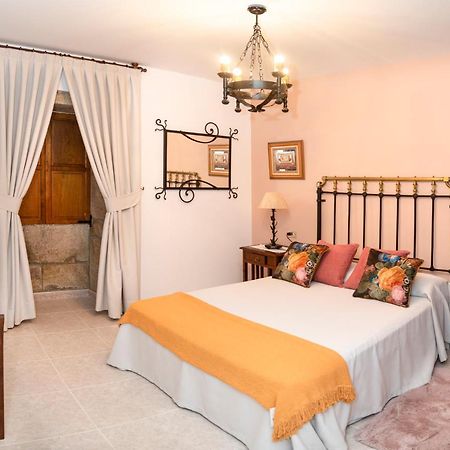 Pensjonat Casa Ravel Silleda Zewnętrze zdjęcie